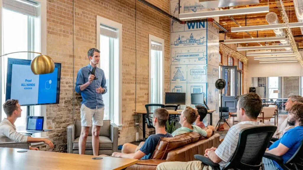 s'associer startup